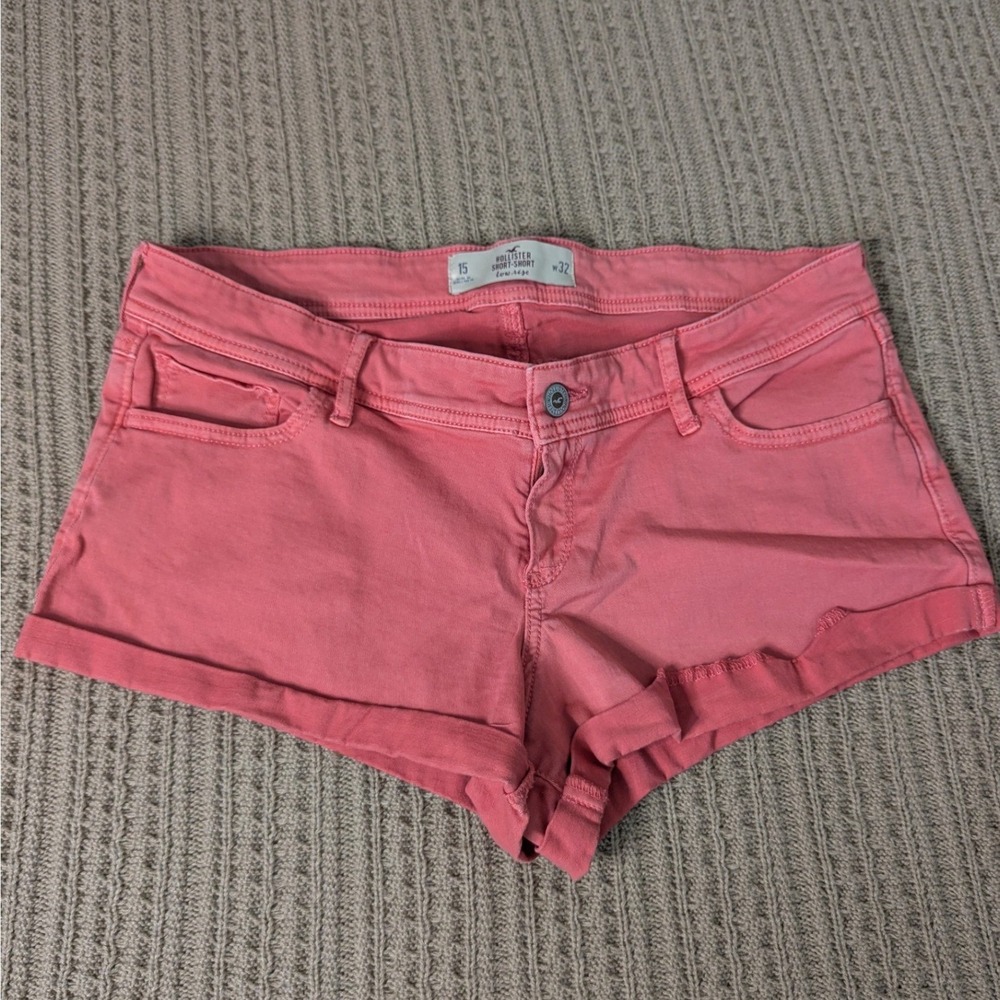 Hollister Short-Short Low Rise Coral Pink Denim Shorts Juniors Size 15 W32